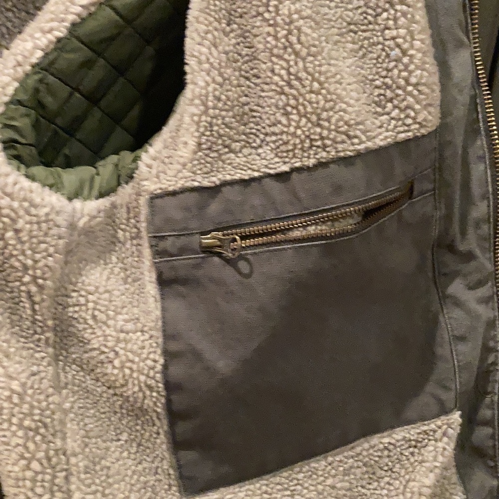 Cabellas Jacket - Picture 5 of 5